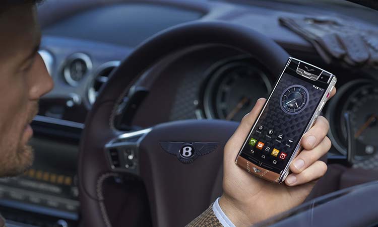 Vertu Signature Touch-3